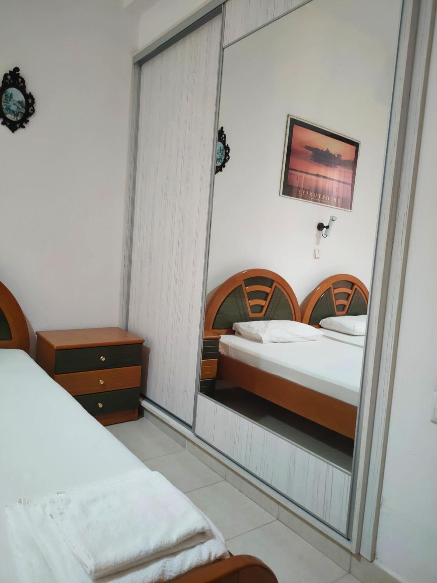 Cleopatra's House apartements Archangelos  Bagian luar foto